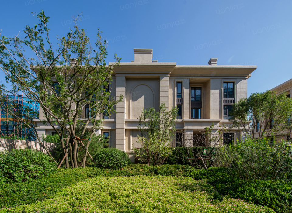 【青岛远洋万和公馆售楼处电话:400-763-1618转90926最新详情!