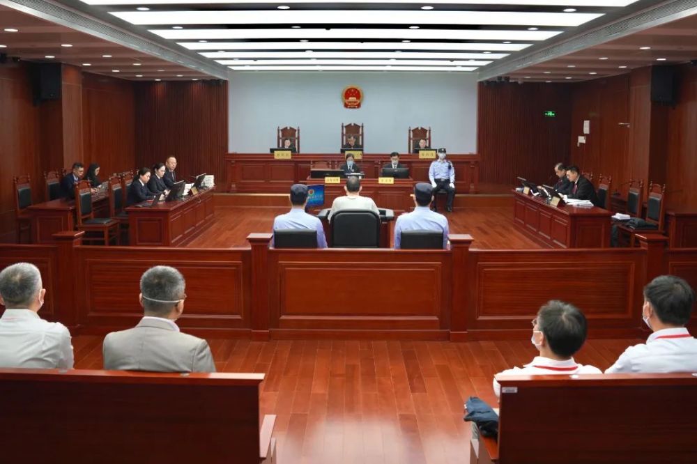 上海二中院一审公开开庭审理被告人姜文华故意杀人案头条快报-313啦实用网