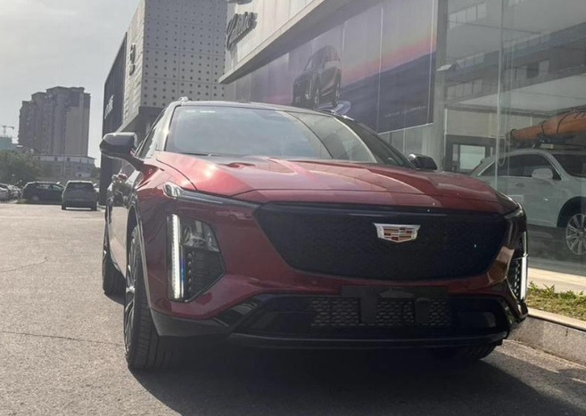 运动感十足全新凯迪拉克gt4实车曝光