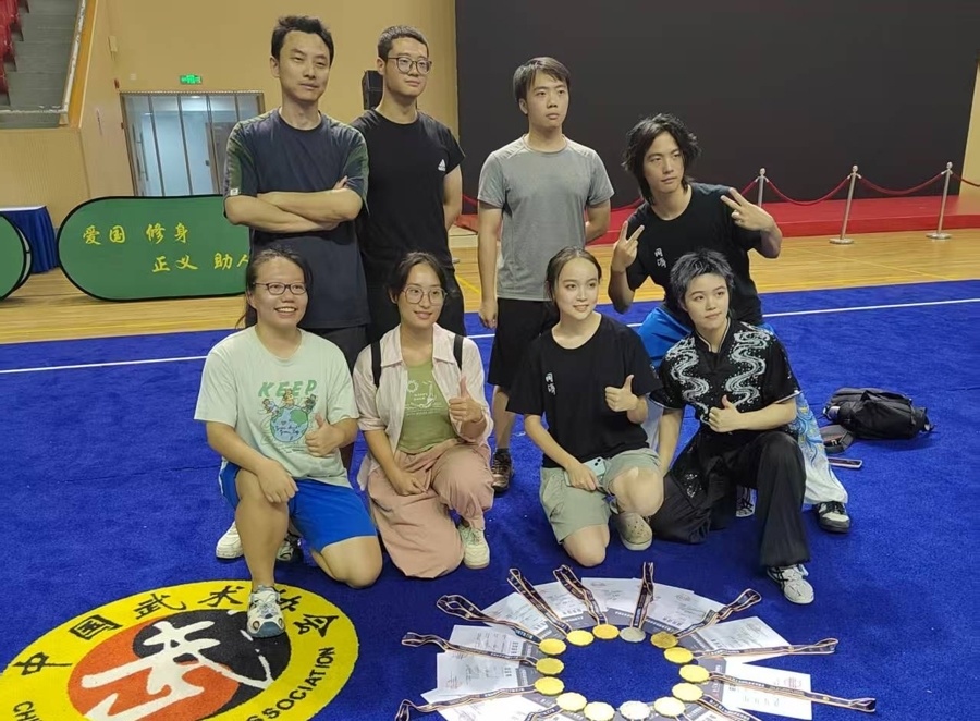 上海国际武博会精武专场赛举行 同济武协队独揽12金_腾讯新闻