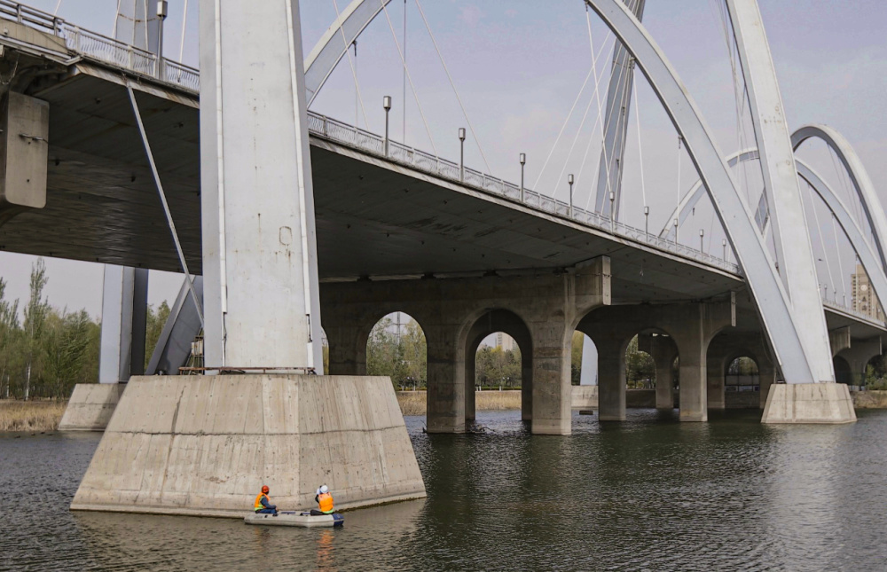 太原北中环桥体检