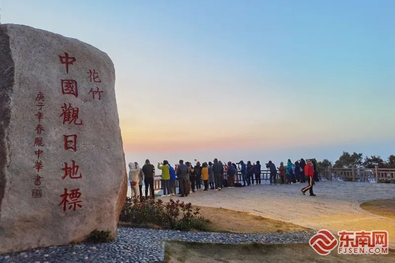 充满诗一般的魅力似一幅幅流动的画面如此神奇呈现出无限色彩滩涂在