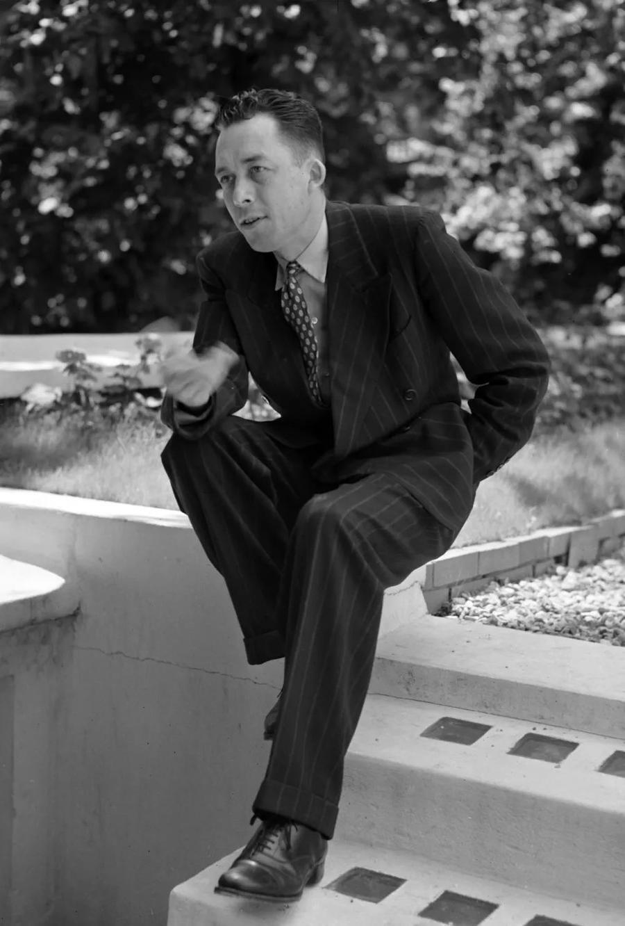 在加缪的朋友圈中，我认识了一个这样的加缪！-腾讯新闻