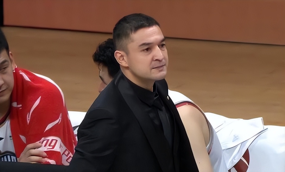 全队最后6分钟只得2分西热力江不行你去当网红吧别祸害同曦队了