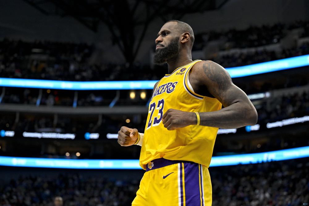 詹姆斯自2020年以来 首次面对快船取得两连胜_腾讯新闻