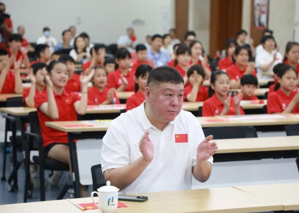 省乒乓球队总教练王飞:家乡是王曼昱最坚强的后盾