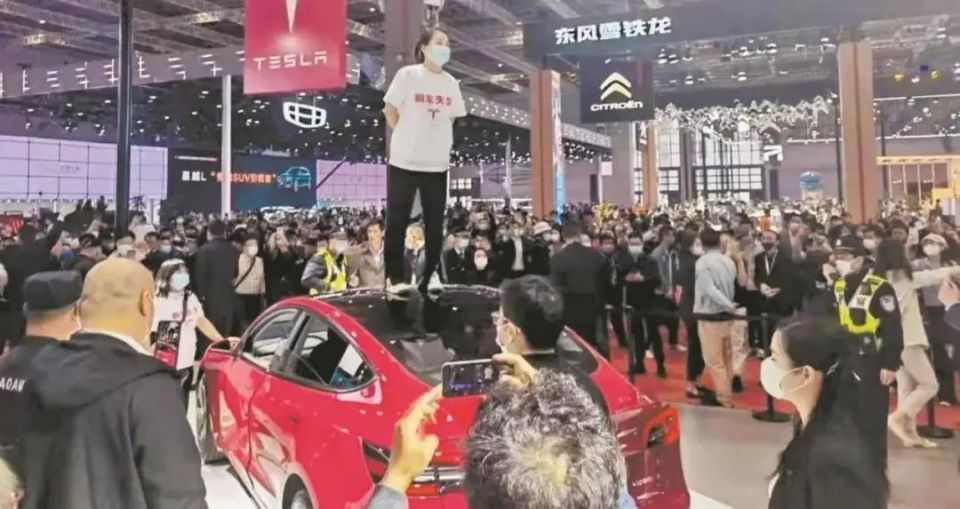 7亿的两个人,终究人财两失?