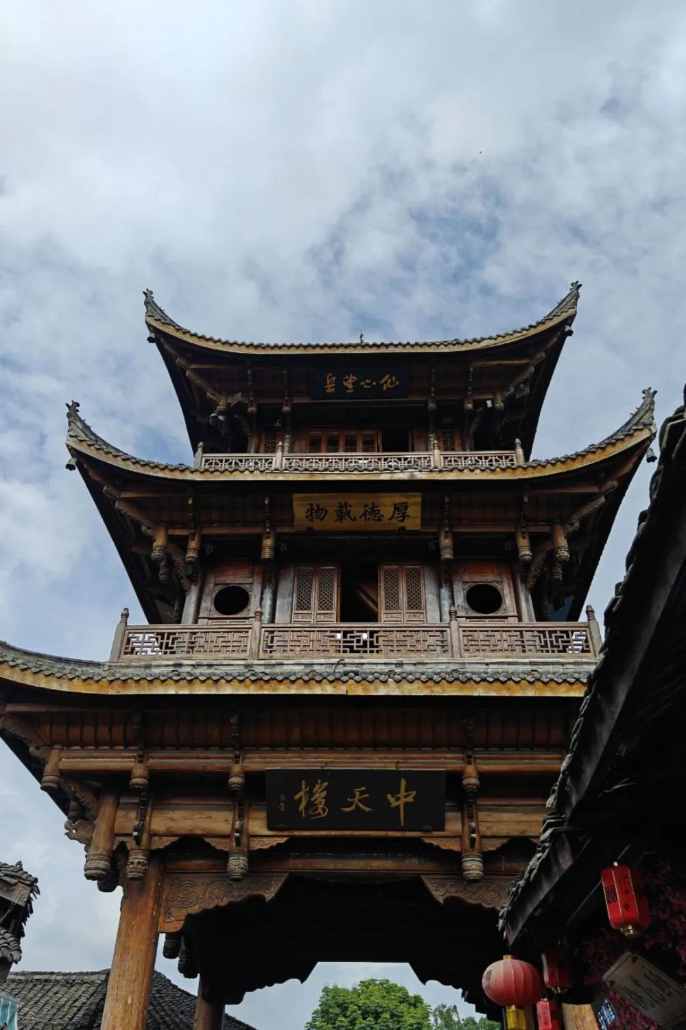 行进涪江南充打造特色ip阆中古城经济叫好又叫座