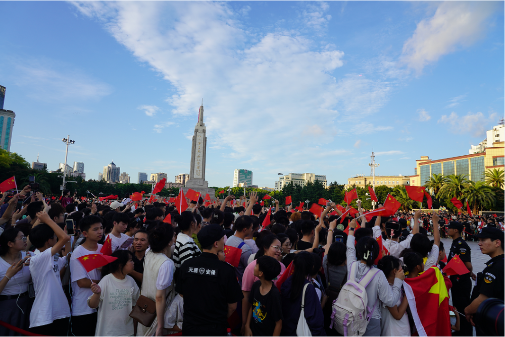 今晨的南昌令人热血沸腾!