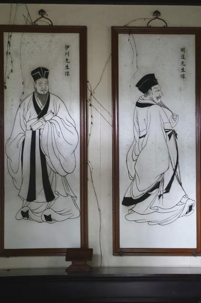 这两兄弟便是后来的理学大儒程颢,程颐.