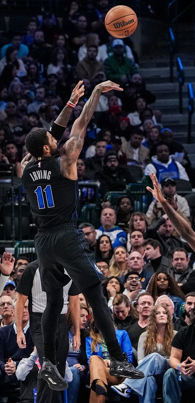 东契奇准三双41 9 9,欧文27分,独行侠主场险胜火箭_腾讯新闻