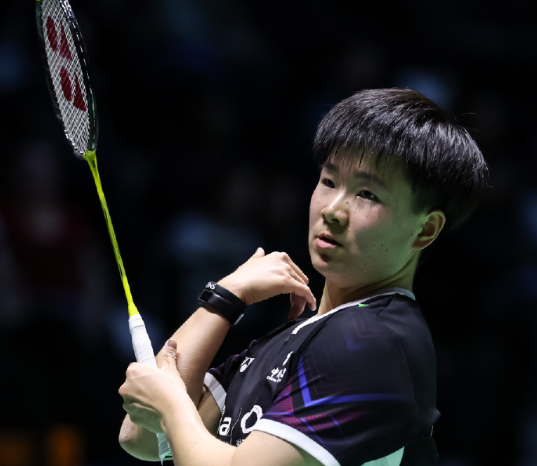 晋级八强何冰娇20横扫李文珊交锋8战全胜两局均轰219