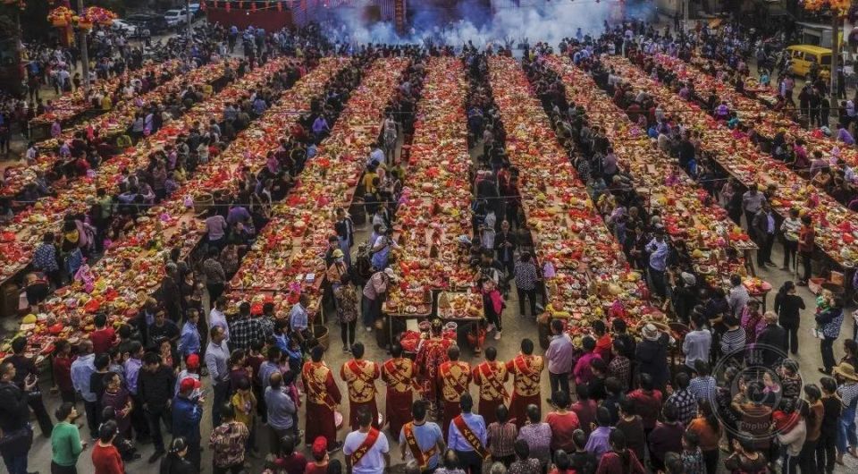 抽象艺术类▲《人与自然》(组照)08姜南(辽宁鞍山)▲《花样河流》