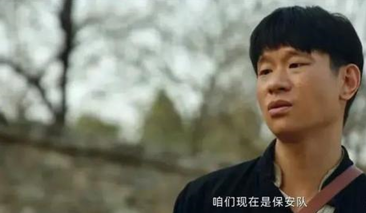 《狗剩快跑》:从小就干坏事的汉奸杨三,为何突然就能转性抗日了