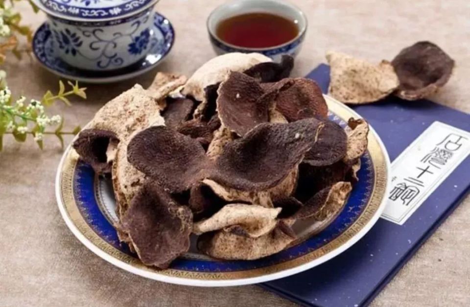 理气健脾燥湿化痰等功效内含挥发油,橙皮苷,维生素b,c等成分温和地