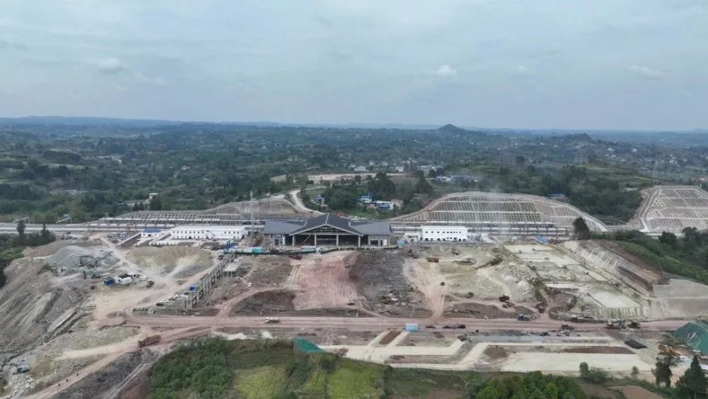 成宜高铁·资中西站进度刷新,现场图曝光_腾讯新闻