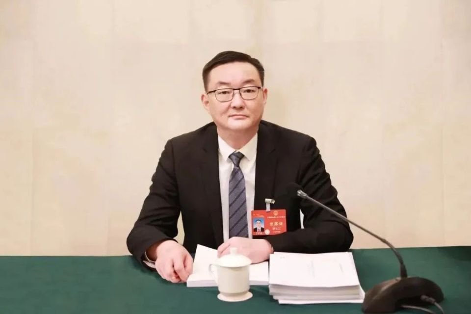 全国人大代表江西省吉安市委书记罗文江培育壮大制造业集群推动革命