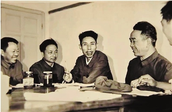 谢高华：敢想敢试，更敢做敢当_腾讯新闻
