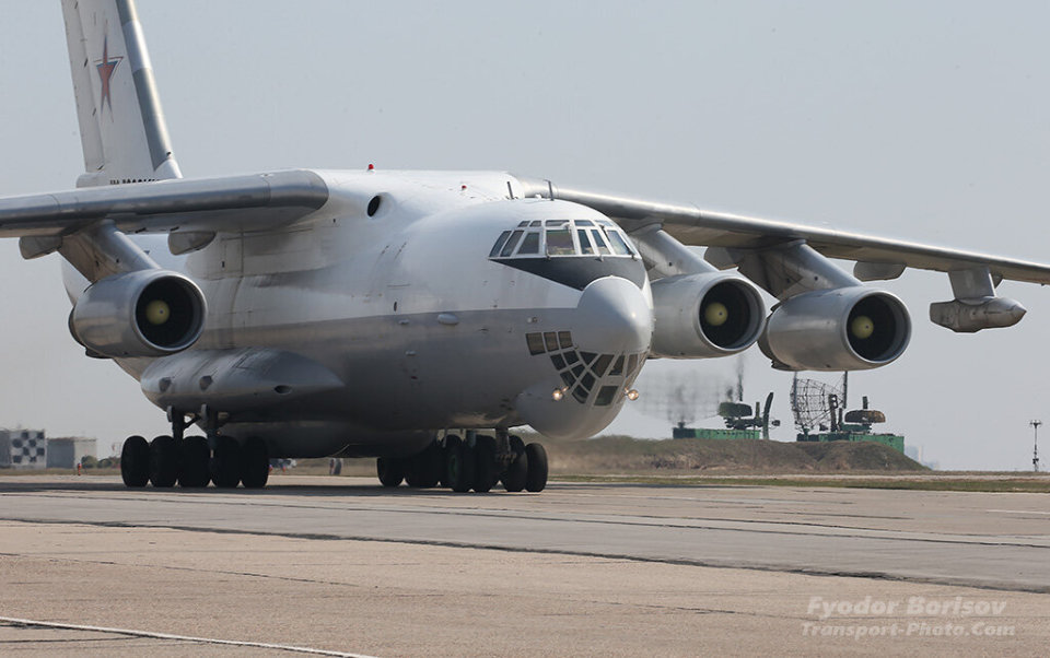 战略空军的标配"伊尔-78"空中加油机服役超40年_腾讯新闻