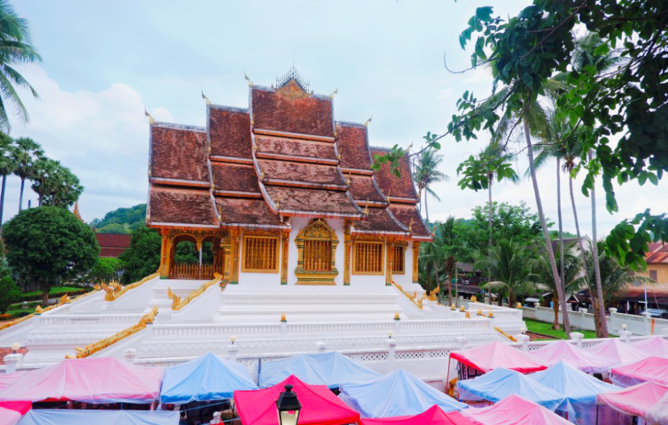 东南亚又一个国家免签了,而且坐火车就能出国,车费只要400元