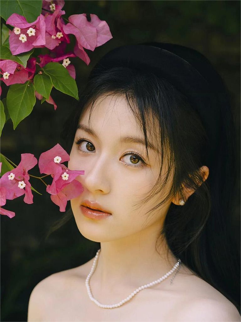 李兰迪新妆造的点"睛"之笔,真的有点东西!_腾讯新闻