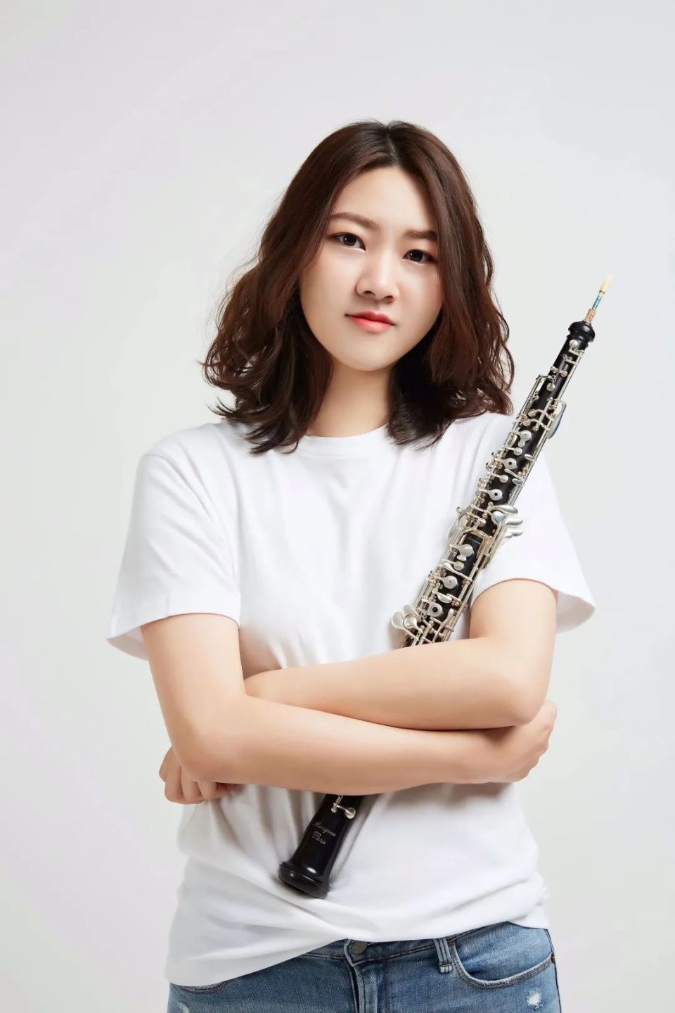 本期专访人物,是闵行企业再声二手乐器创始人——蔡婧怡.