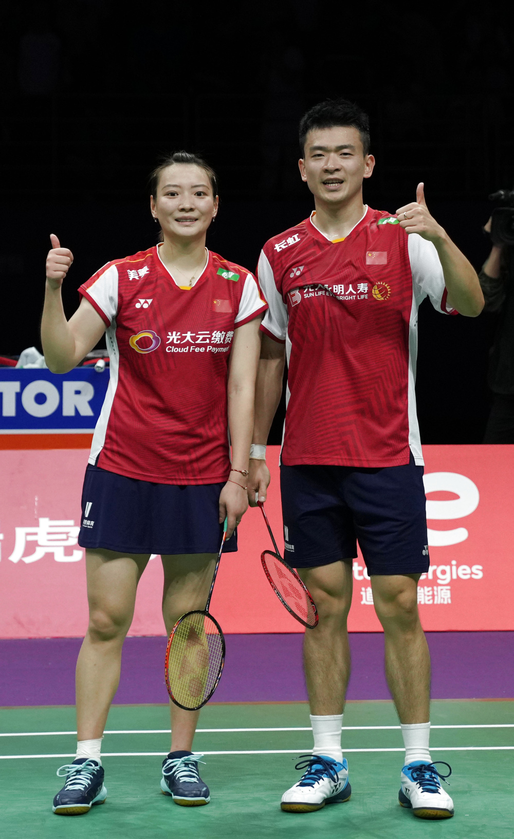 体育5羽毛球苏迪曼杯中国队晋级四强