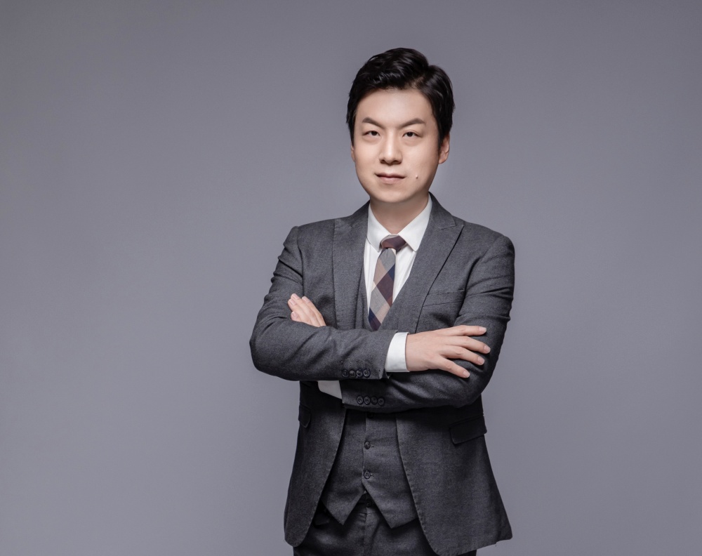 ai时代主流媒体要形成品牌,避免"劣币驱逐良币"丨顶端访谈