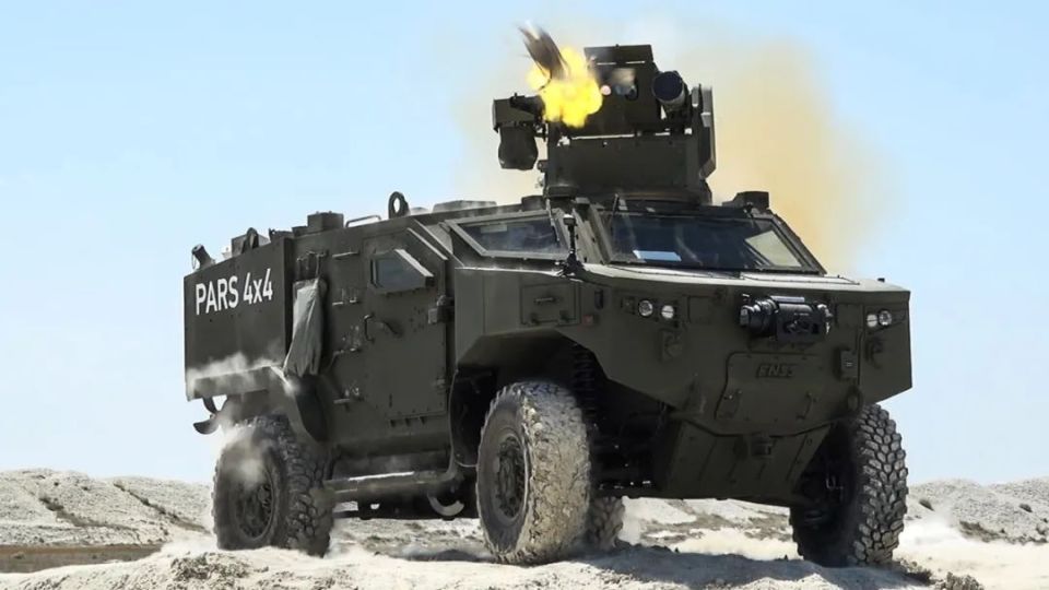 反坦克导弹发射车 腾讯网