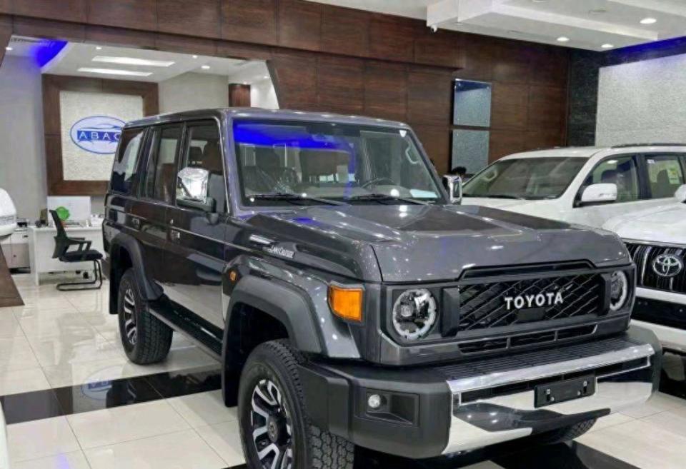 2024款"陆巡lc76"国内开售,配4.0l汽油机 6at,售价超60万_腾讯新闻