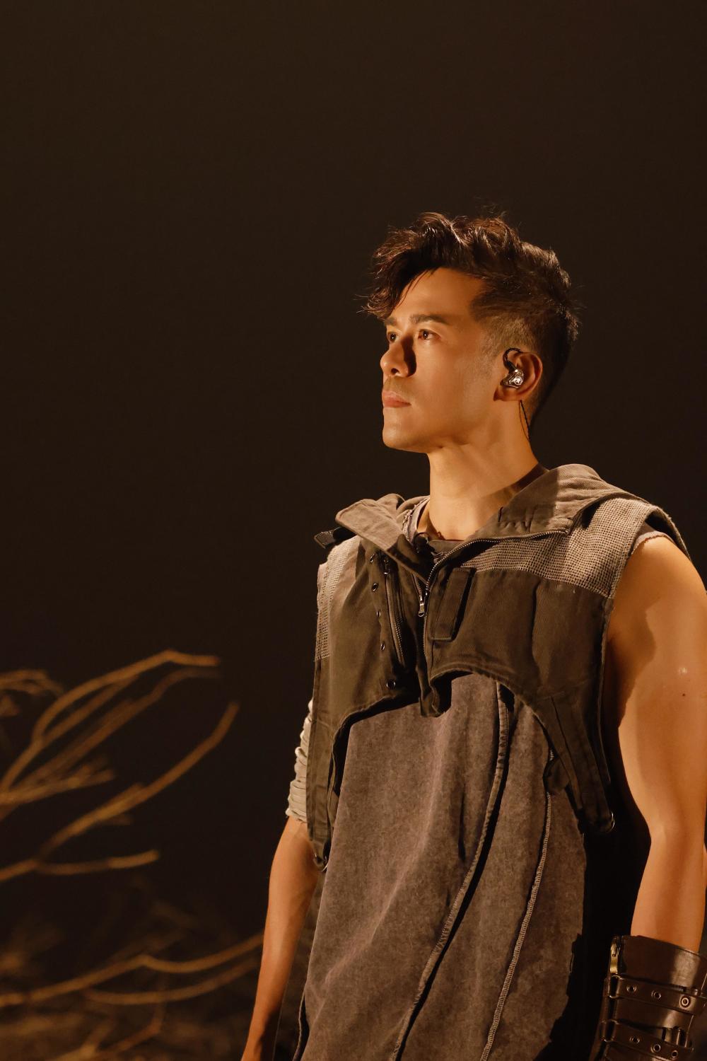 沈震轩:"披荆斩棘"一趟,让观众看到我会唱!