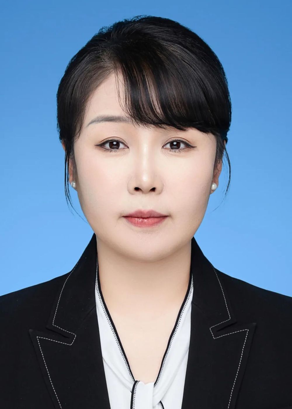 "80后"诺敏,已任内蒙古自治区统战部副部长_腾讯新闻