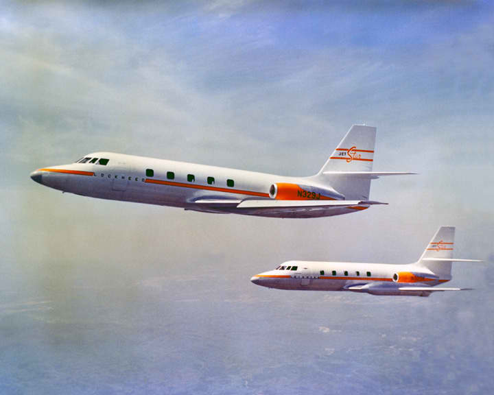 小型号空中一号vc140b喷气客机