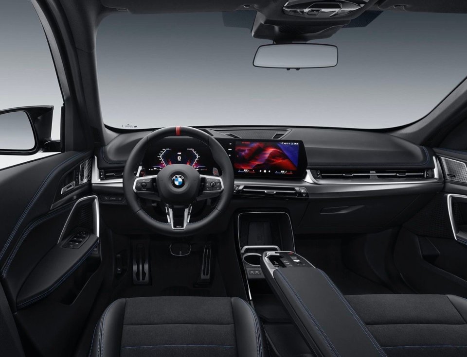 华晨宝马首款 m 车型 x1 m35li 官图发布