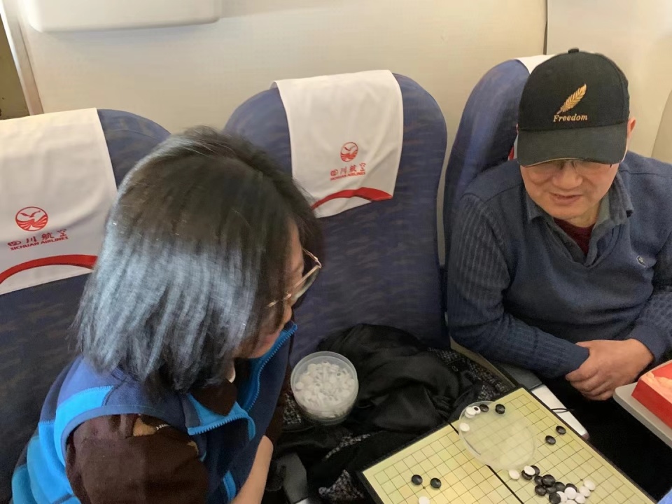 中国围棋人94新晋业余6段刘斐专访飞机上也在和徐老师学棋