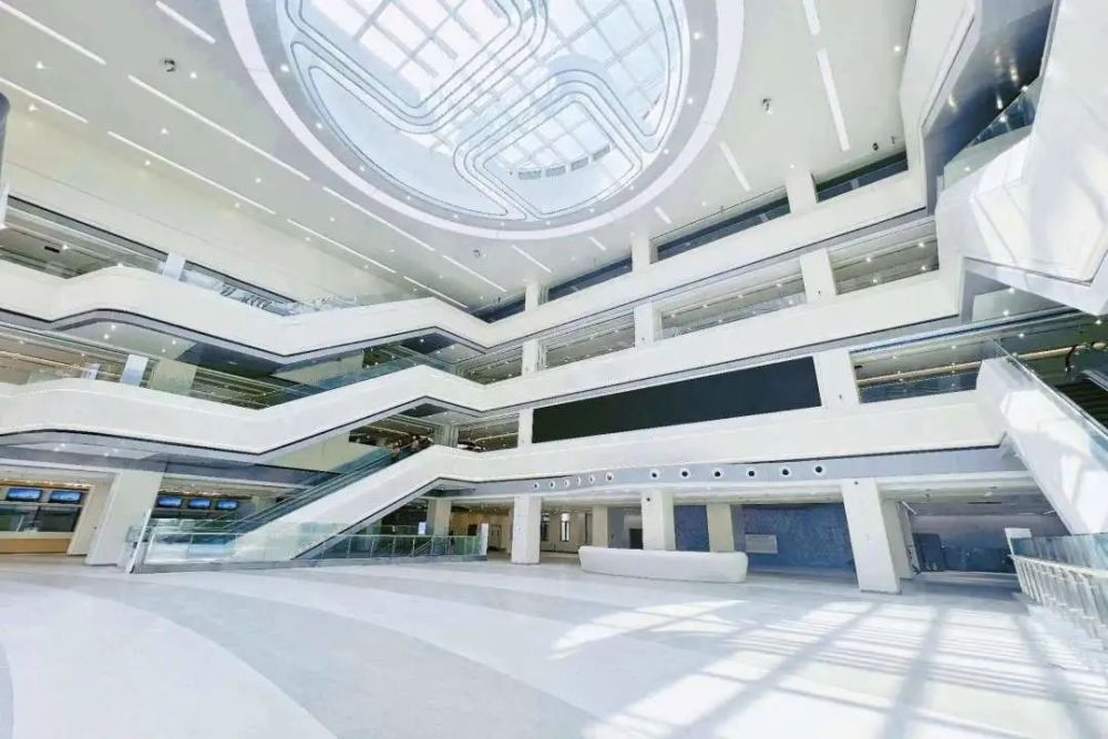 西安市红会医院北院区开诊试运营暨2023年西安骨科高峰论坛开幕式顺利