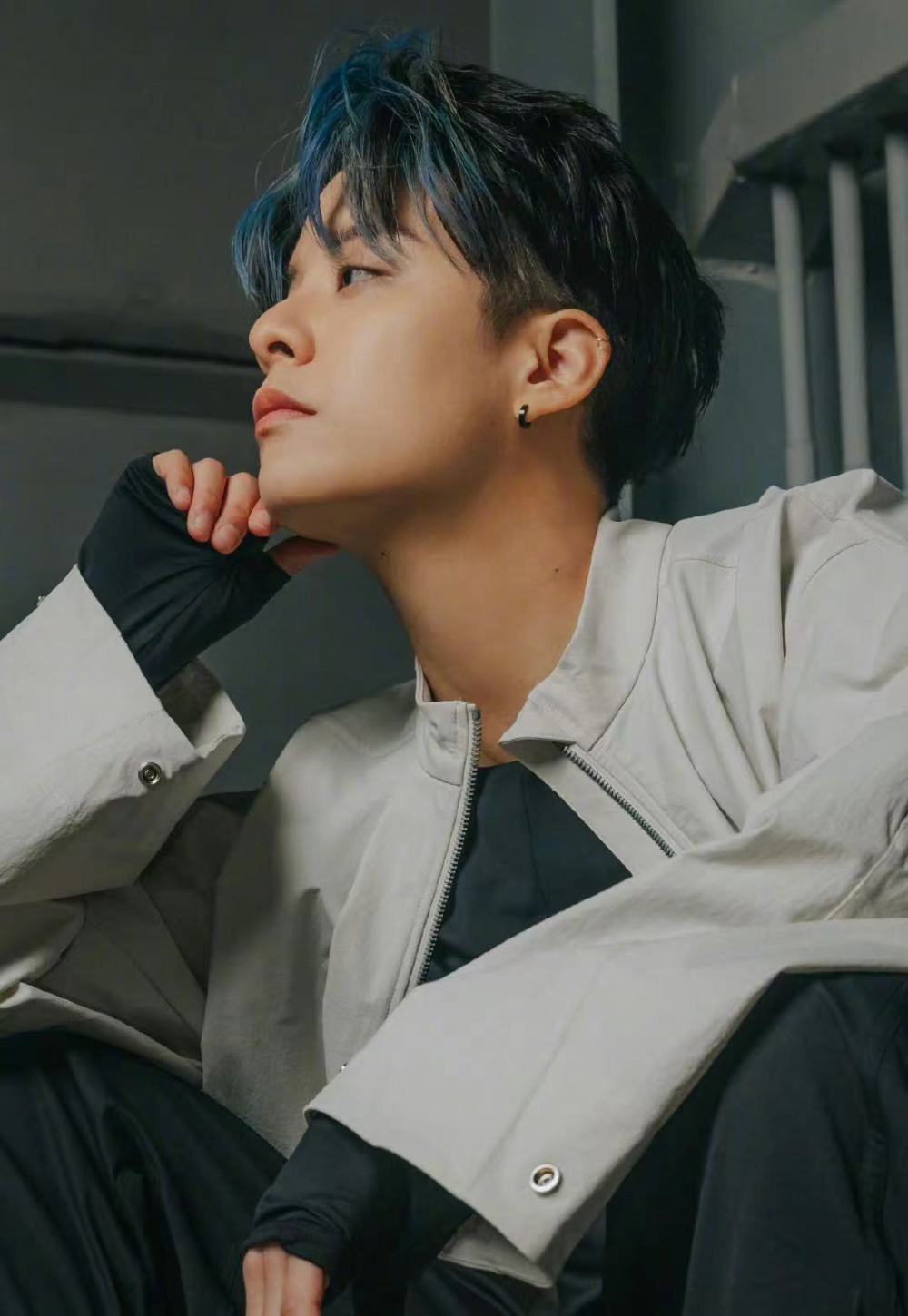 amber为什么火不起来,热搜没几个,这届浪姐在捧谁_腾讯新闻