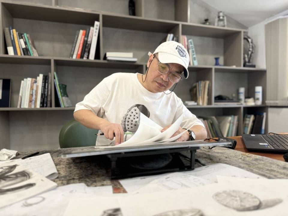 独立动画人王丁力:藏在动画影像艺术中的"内心独白"_腾讯新闻