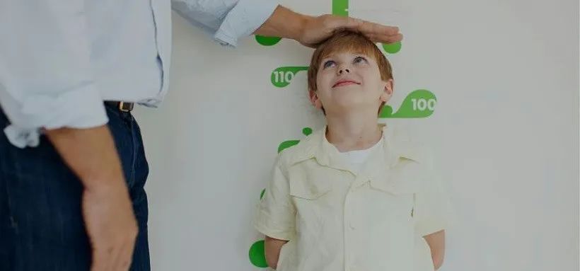 父母个不高,孩子却180cm,原来多做了这几件事!
