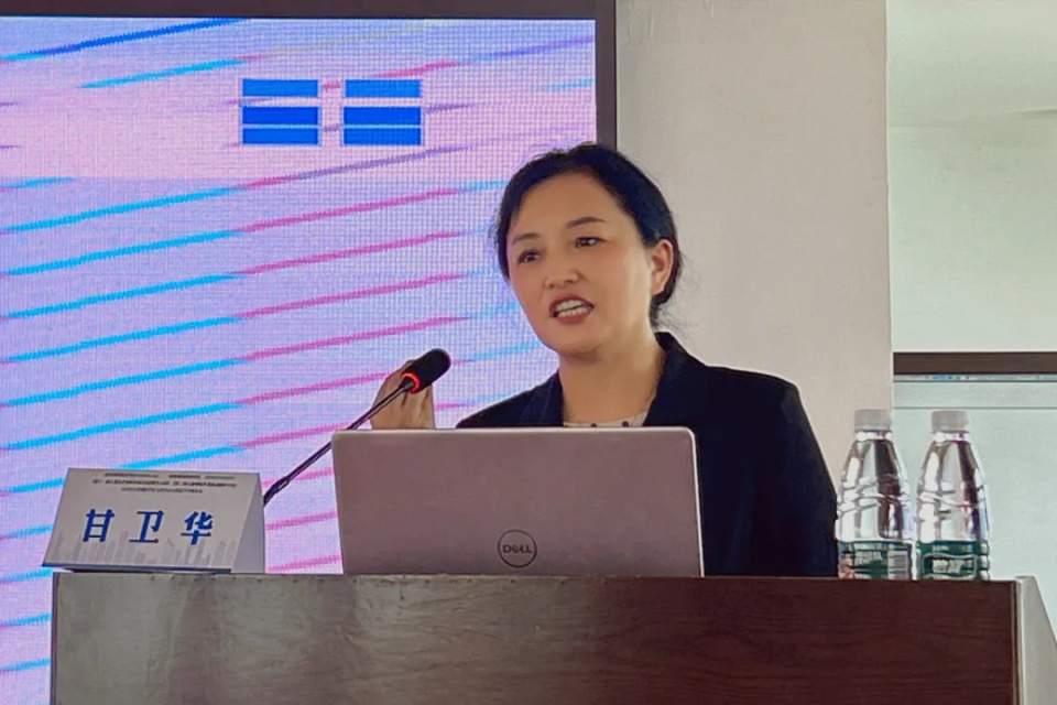 会议开幕式由灌云县人民医院儿科李广州主任主持,苏州大学附属儿童