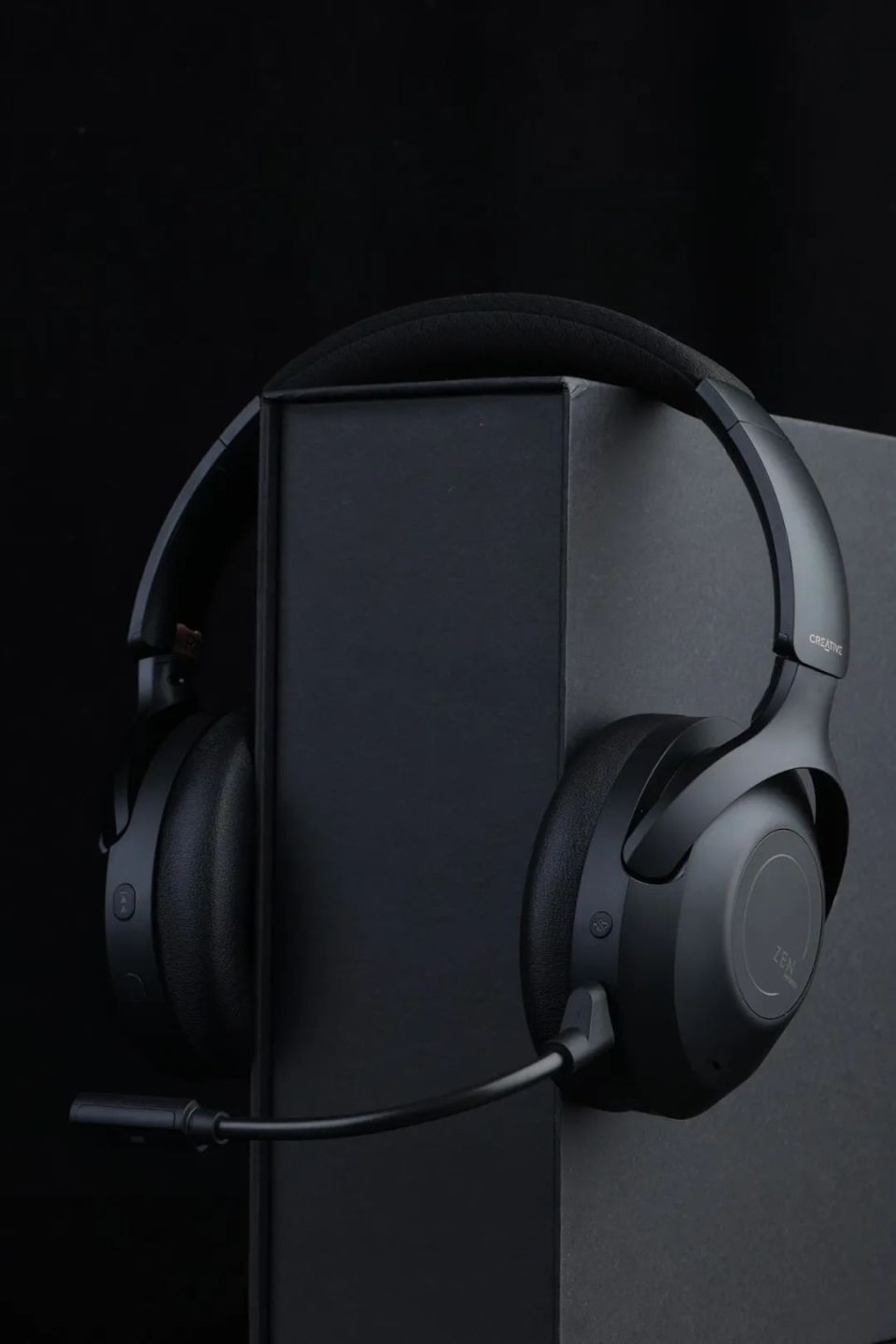 带来全面的声音体验——聆听创新zen hybrid pro sxfi无线头戴式耳机