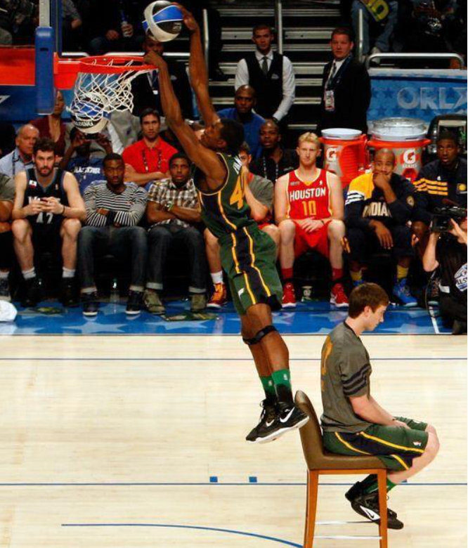 前火箭球员巴丁格将参加巴黎奥运会沙滩排球项目!