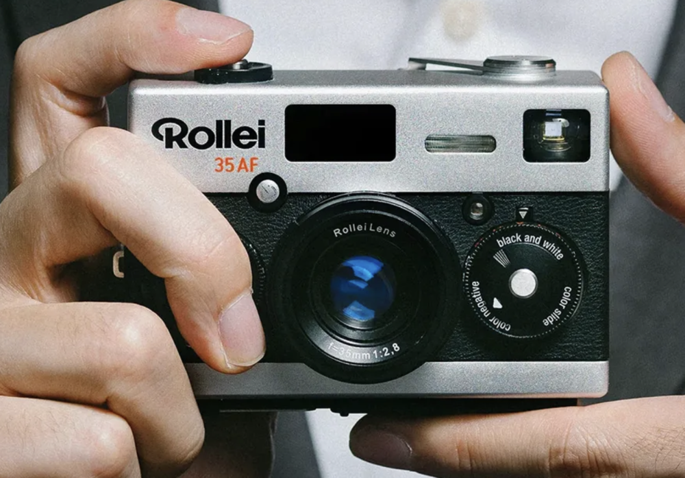 此外,原版禄莱 35 系列相机没有对焦结构,需要通过估焦拍摄,如今这款