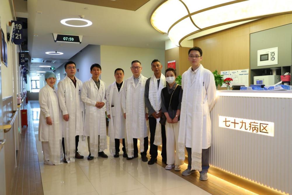 反复痰中带血暗藏心头大患上海中山医院拆除藏族同胞血管炸弹