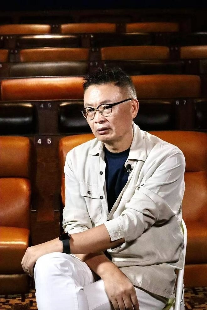麦家新书“解密”：我生命的底色是女性_腾讯新闻