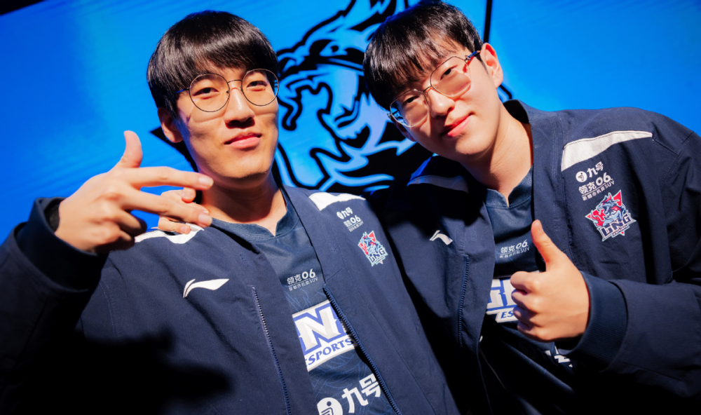 gala小学弟续约lng!史森明加入重组皇族下路