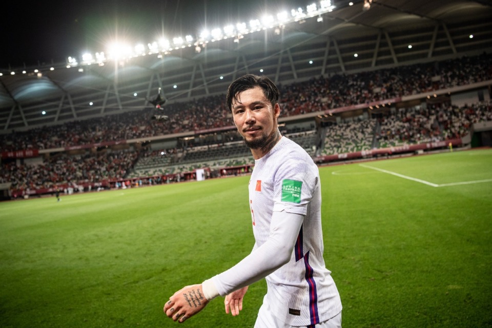 张琳芃谈错过英超:15年夏天切尔西很想签我 但转会窗只剩2天恒大不干