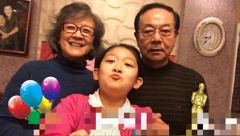 老戏骨宋春丽,在当奶奶的年纪当了妈,感谢丈夫的不离不弃_腾讯新闻