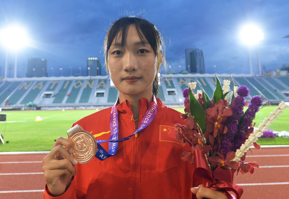 (体育)田径——亚洲锦标赛:李玉婷获女子200米季军-腾讯新闻
