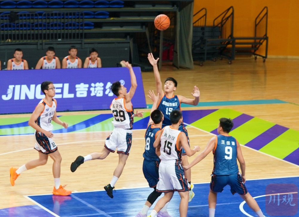 2024年全国(u15)青少年篮球联赛前十六强决赛男子组在宜宾高县开赛